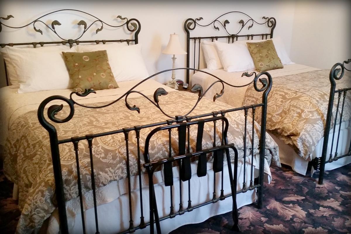 Mineral Point Hotel Екстер'єр фото